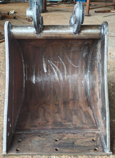 Excavator bucket fabricated by Shree Ganesh Engineering