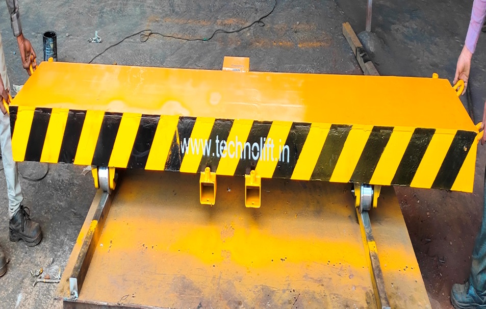 Wheel trolley fabricated by Shree Ganesh Engineering
