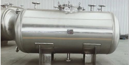 Stainless steel tank fabricated by Shree Ganesh Engineering
